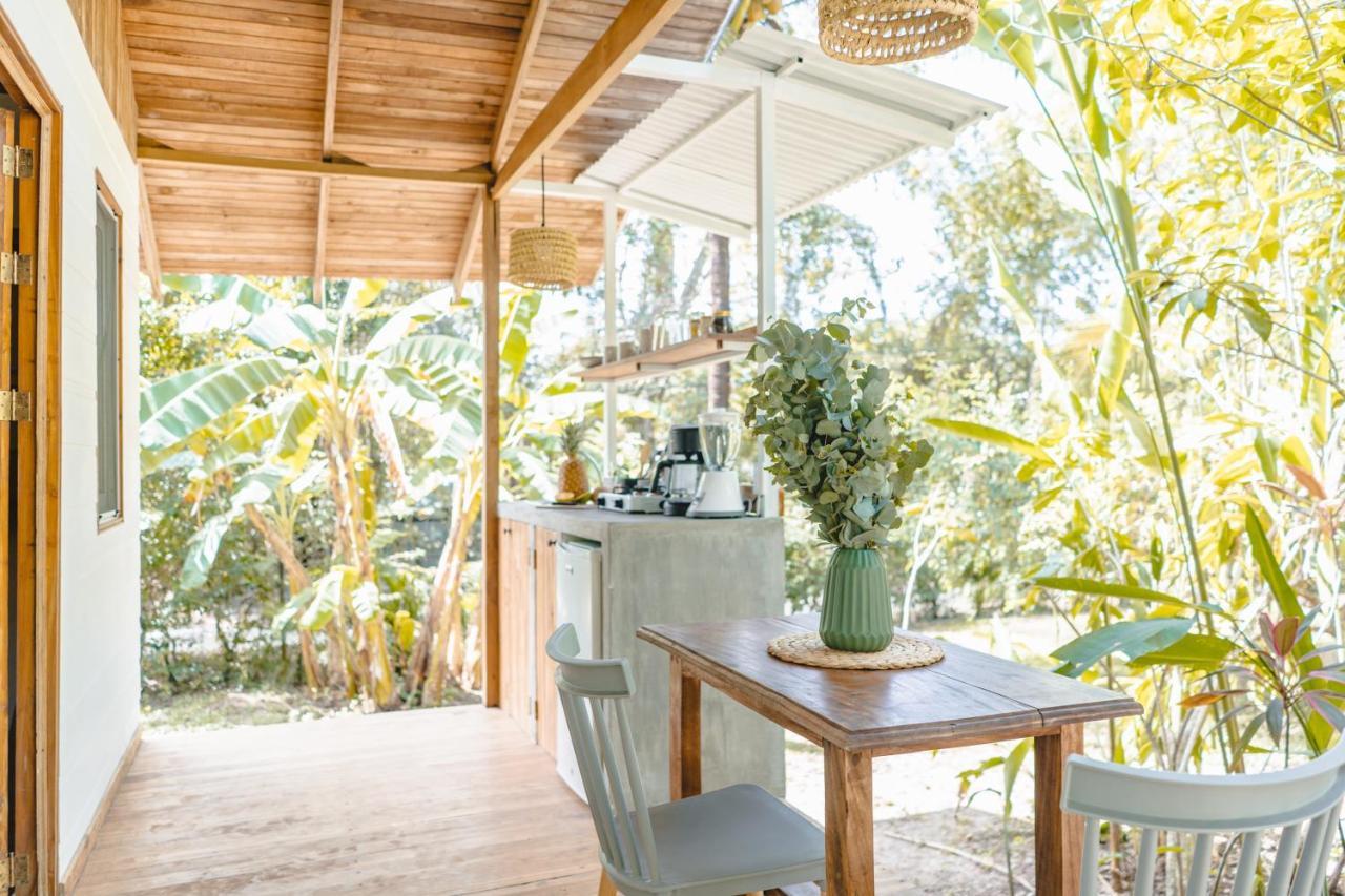 Cuatro Vientos Lodge & Apartments - Mal Pais, Costa Rica Playa Santa Teresa  エクステリア 写真