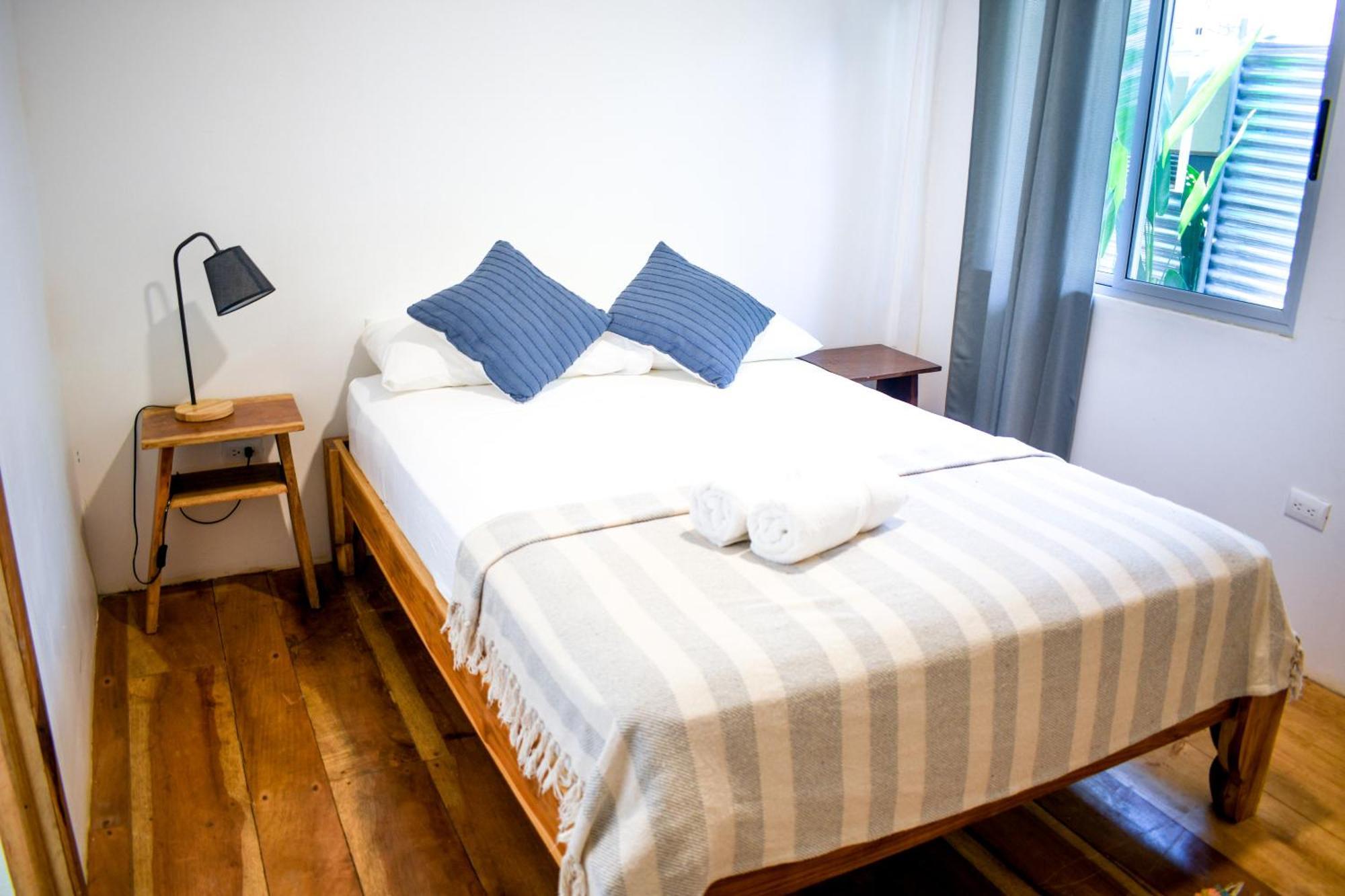 Cuatro Vientos Lodge & Apartments - Mal Pais, Costa Rica Playa Santa Teresa  エクステリア 写真