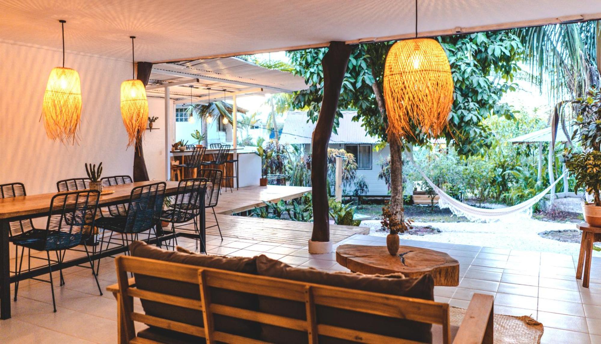 Cuatro Vientos Lodge & Apartments - Mal Pais, Costa Rica Playa Santa Teresa  エクステリア 写真